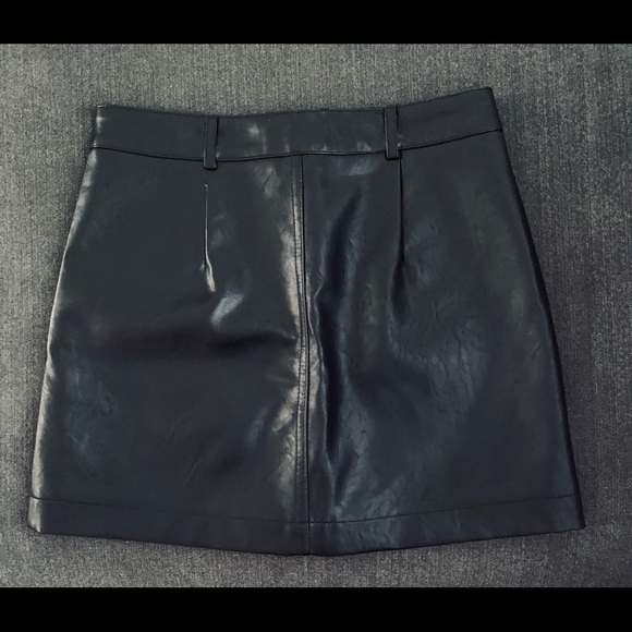 Forever 21 Skirt - Picture 2 of 2